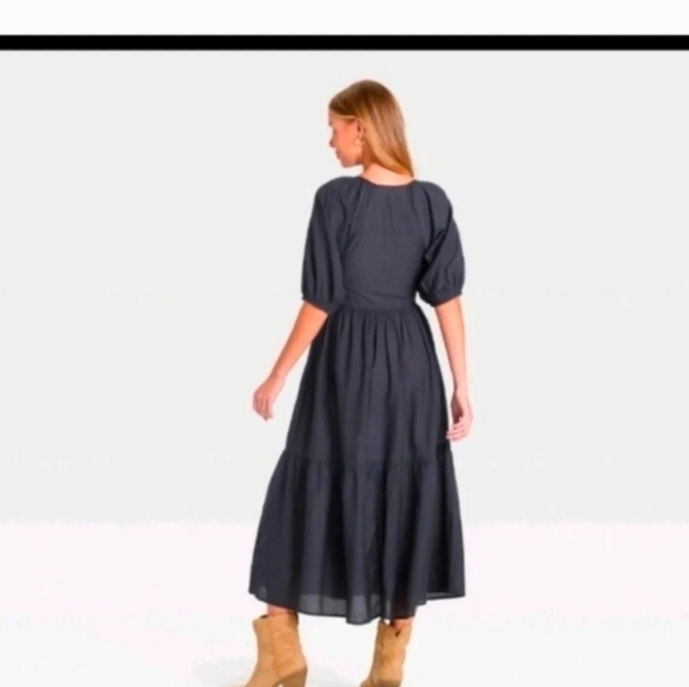 Universal Thread Women's Puff Elbow Sleeve Maxi A-Line Dress With Pockets Navy